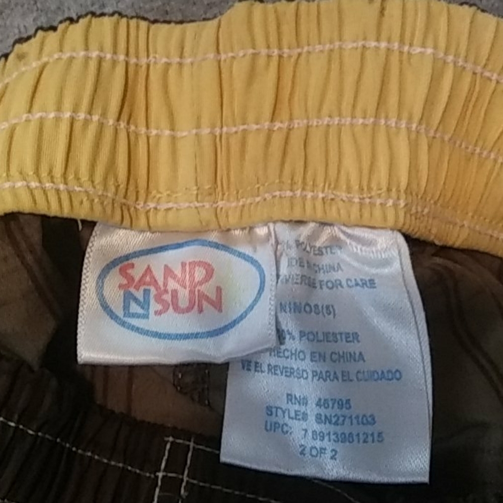 Boys swim trunks - Picture 2 of 2